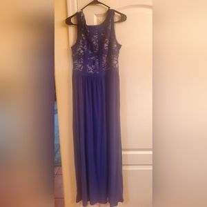 R & M RICHARD maxi dress size Large in color blue